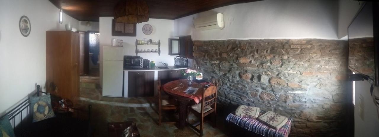 Pensjonat Monte Kechros Arnados Zewnętrze zdjęcie