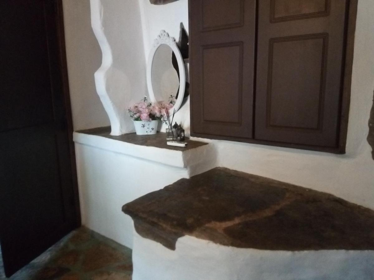 Pensjonat Monte Kechros Arnados Zewnętrze zdjęcie